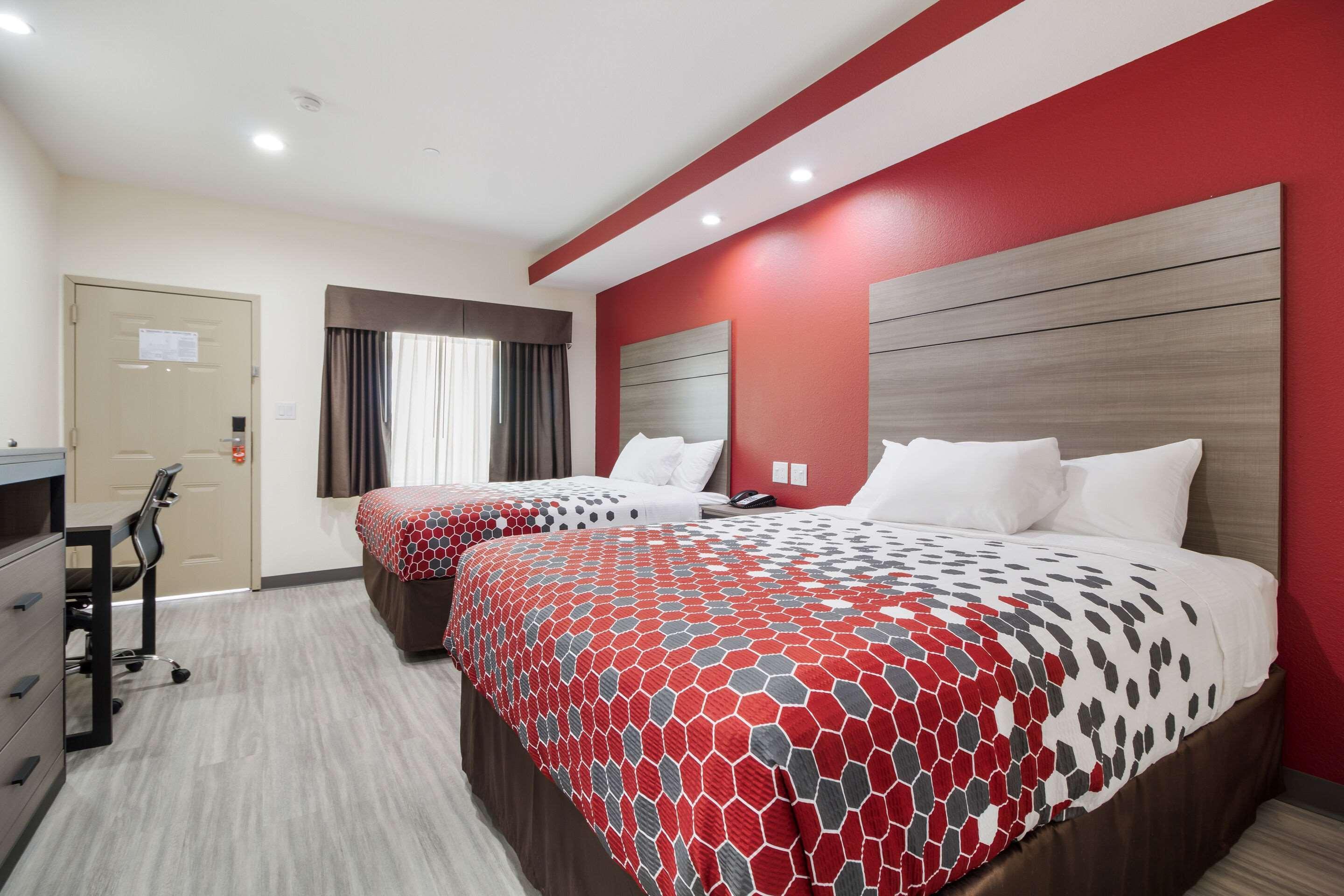 Regency Inn & Suites Humble Fm1960 - Iah Airport Экстерьер фото